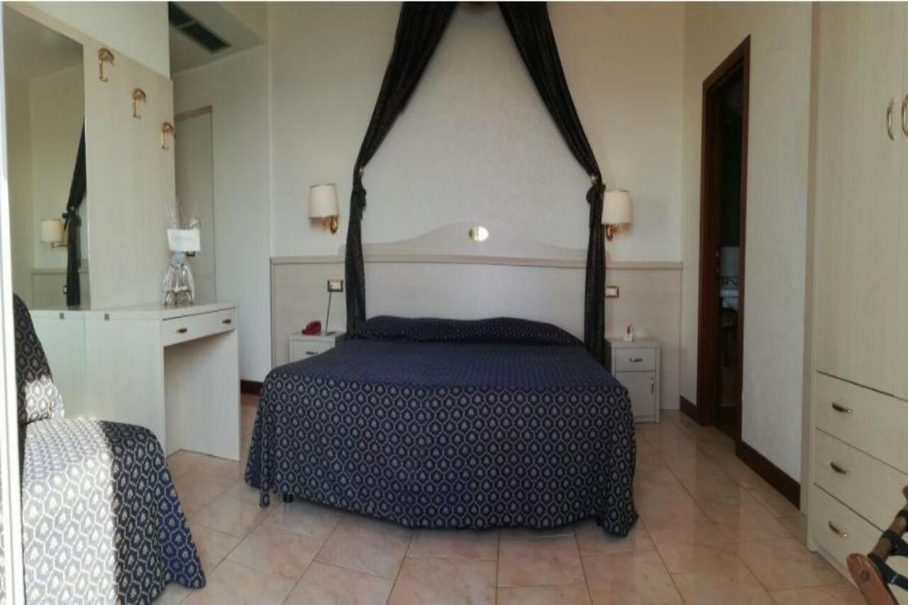 Hotel Caravelle&Minicaravelle Lido di Jesolo Luaran gambar