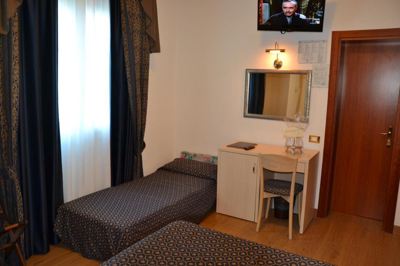 Hotel Caravelle&Minicaravelle Lido di Jesolo Luaran gambar