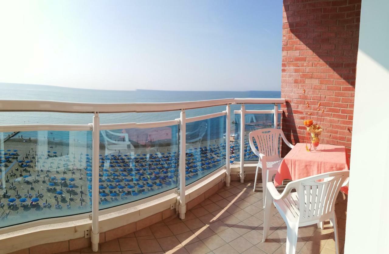 Hotel Caravelle&Minicaravelle Lido di Jesolo Luaran gambar